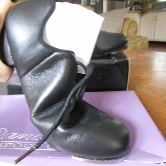 Leather Split Sole Tap Shoes- Size 8 1/2- New in Box - Picture 3 of 3